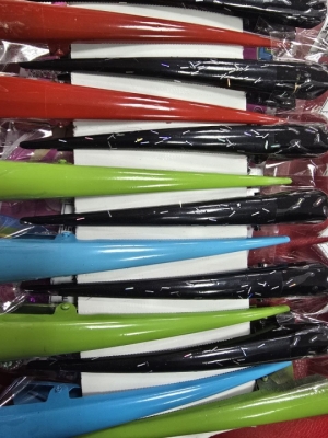 Зажим Длинная глянцевая уточка для волос Интим Хаус