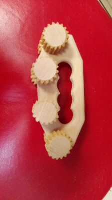 Массажер для тела деревянный/пластиковый в ассортименте Интим Хаус