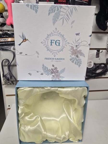 Коробка подарочная с атласным ложементом "FG" цвет Тиффани - Фотография №1