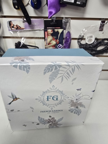 Коробка подарочная с атласным ложементом "FG" цвет Тиффани - Фотография №4