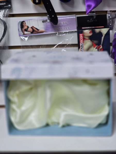 Коробка подарочная с атласным ложементом большая "FG" цвет Тиффани - Фотография №2