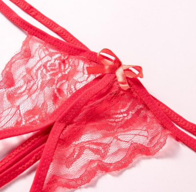 Воздушные  кружевные Трусики с доступом красные р OS Интим Хаус