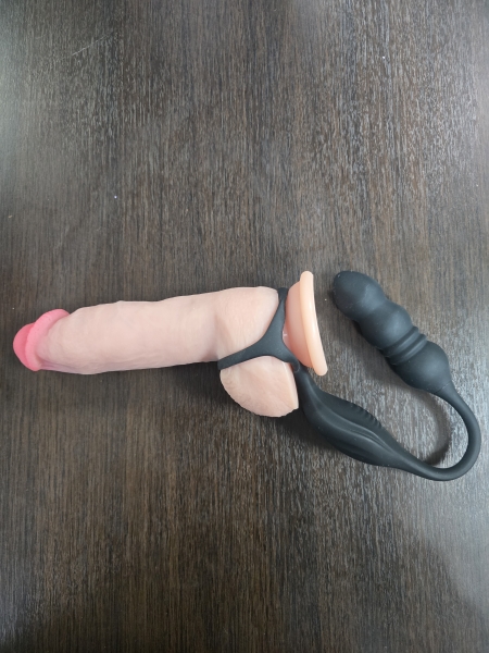 Анальная пробка с поступательным движением и вибрацией с тройным эрекционным кольцом "Lustful" - Фотография №5