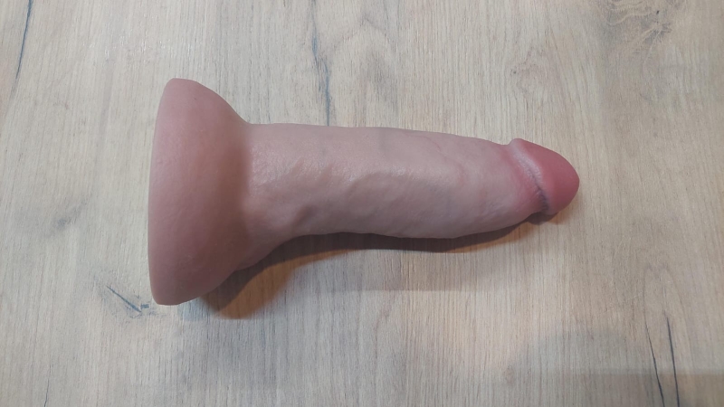 Фаллоимитатор реалистик толстенький на присоске - Фотография №4
