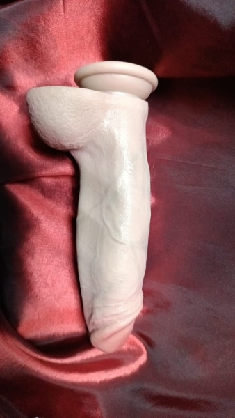 Фаллоимитатор реалистик толстенький на присоске - Фотография №4