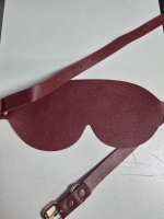 Маска на глаза закрытая с золотой фурнитурой "Бордо" с большим обхватом - Фотография №2