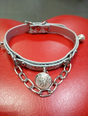 Ошейник серебрянный узор под кожу змеи с бубенцами Интим Хаус