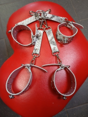 Фиксация серебрянная крестовая оковы и поножи Интим Хаус