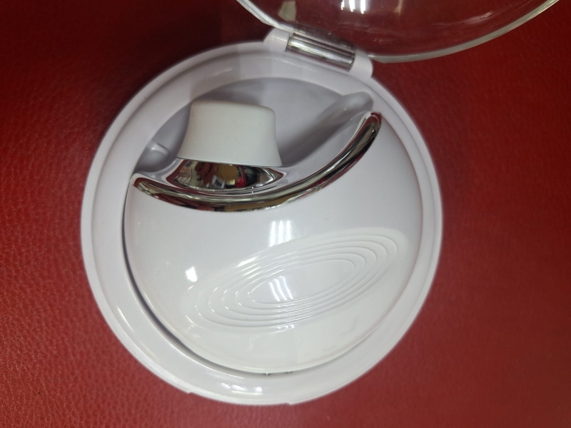 Сосунок для клитора в круглом футляре - Фотография №4