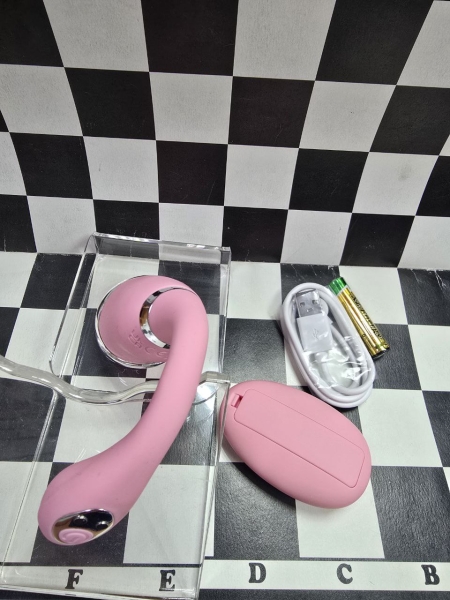 Вибро яичко вагинальное анатомичное "Мышка" с клиторальным подвижным хвостиком - Фотография №2