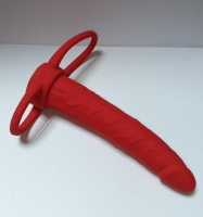 Насадка "Toyfa" красная с петлями крепления для двойного проникновения - Фотография №1