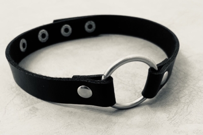 Чокер тонкий с кольцом Интим Хаус