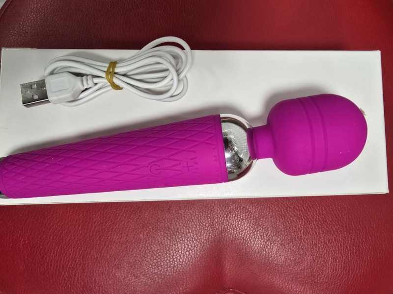 Вибратор фиолетовый аналог Хитачи двусторнний - Фотография №1