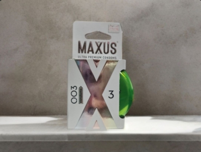 Презервативы "Maxus" 003 гладкие классические 3 шт в зеленом металлическом кейсе Интим Хаус