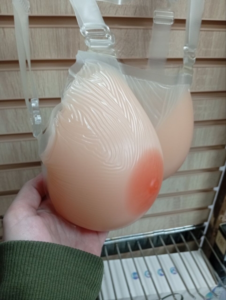 Грудь накладная на бретельках - Фотография №5