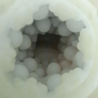 Мастурбатор в черно-белой тубе в виде робота - Фотография №2