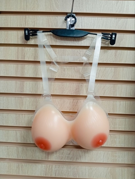 Грудь кибер кожа на лямках маленькая - Фотография №3