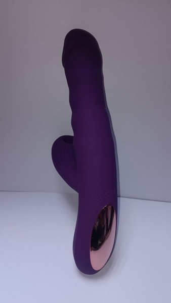 Вибратор фиолетовый с клиторалым сосущим эффектом - Фотография №4