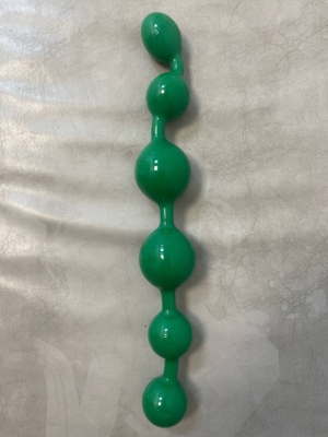 Цепочка анальная зеленая с шариками разного диаметра Интим Хаус
